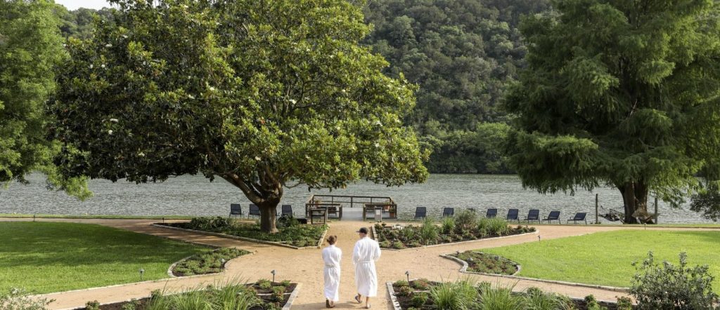 LAKE AUSTIN SPA RESORT - Lake Travis Limo Service