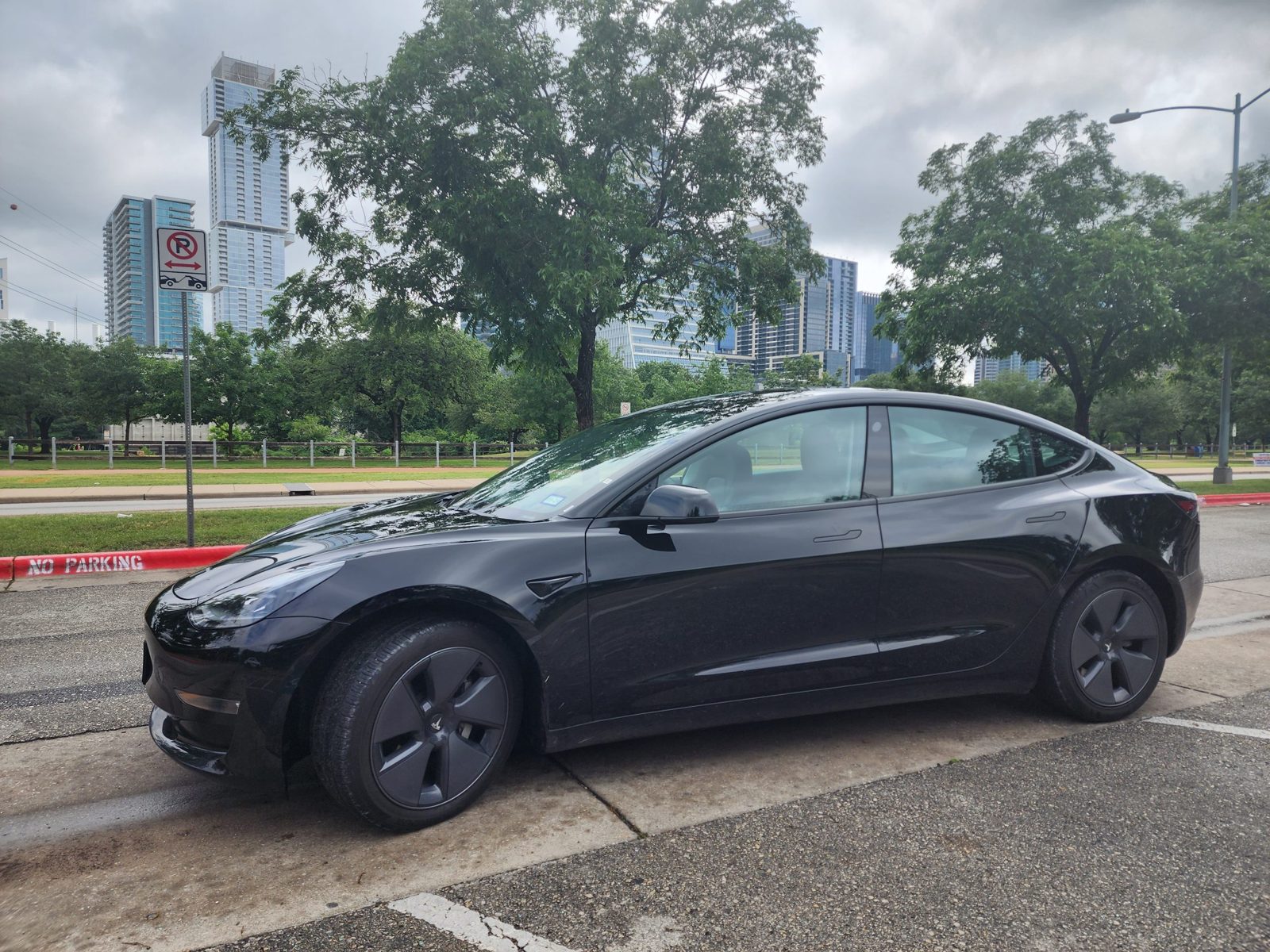 Luxury Tesla High Performance Limo and Black Car Service